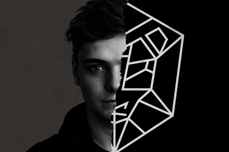 Endego at the Martin Garrix Show
